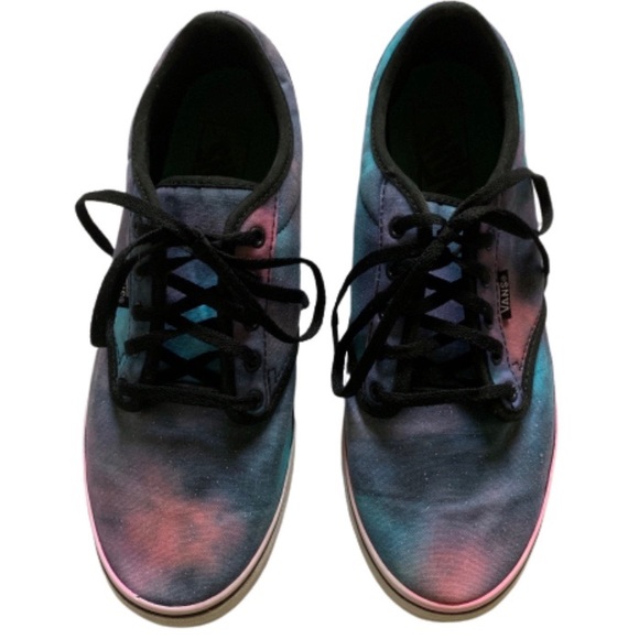 Vans Shoes - Vans Lo Pro cosmic galaxy lace up sneakers size 9